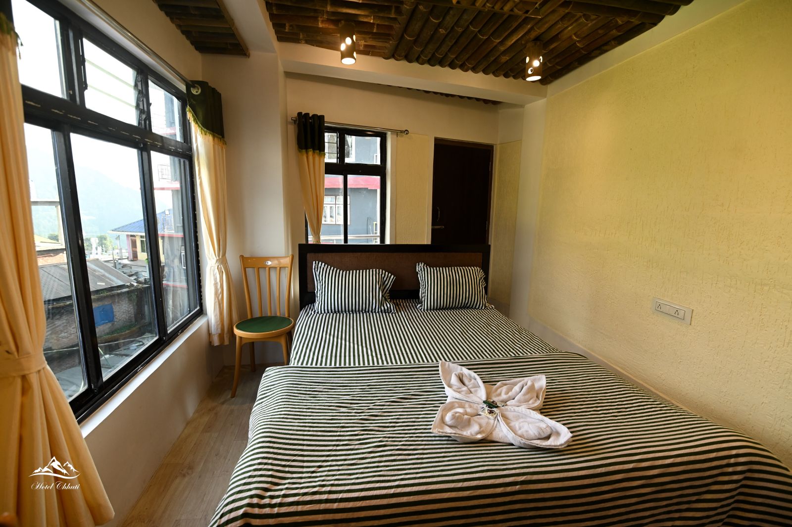 Double Bed Deluxe